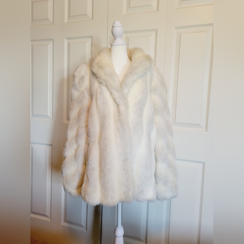 DEADSTOCK New 80's Jordache Vintage Faux Fur Coat